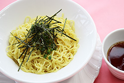 ざるラーメン
