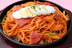 鉄板ナポリタン